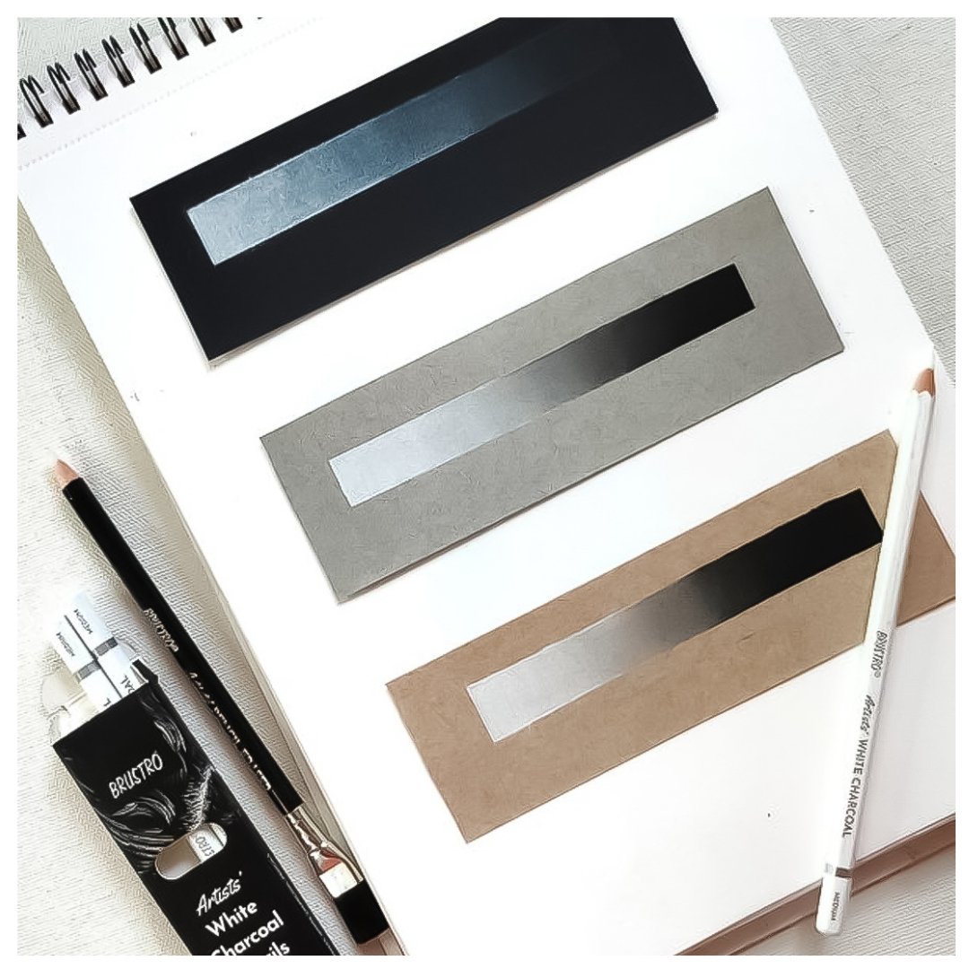 BRUSTRO Artists White Charcoal Pencils- Set Of 4 - Image 4